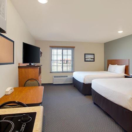 Woodspring Suites Fredericksburg Exterior photo