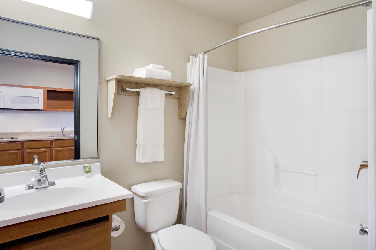 Woodspring Suites Fredericksburg Exterior photo