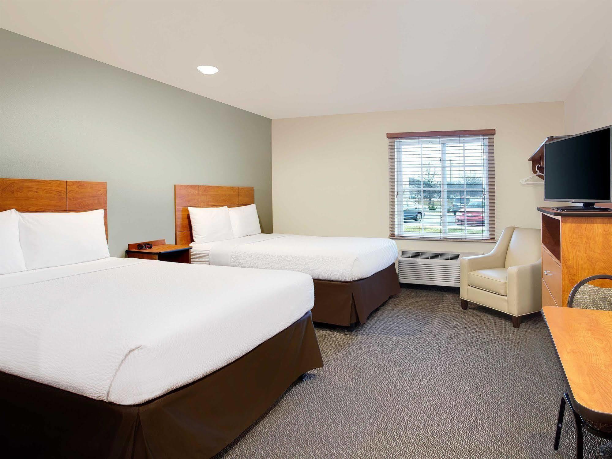 Woodspring Suites Fredericksburg Exterior photo